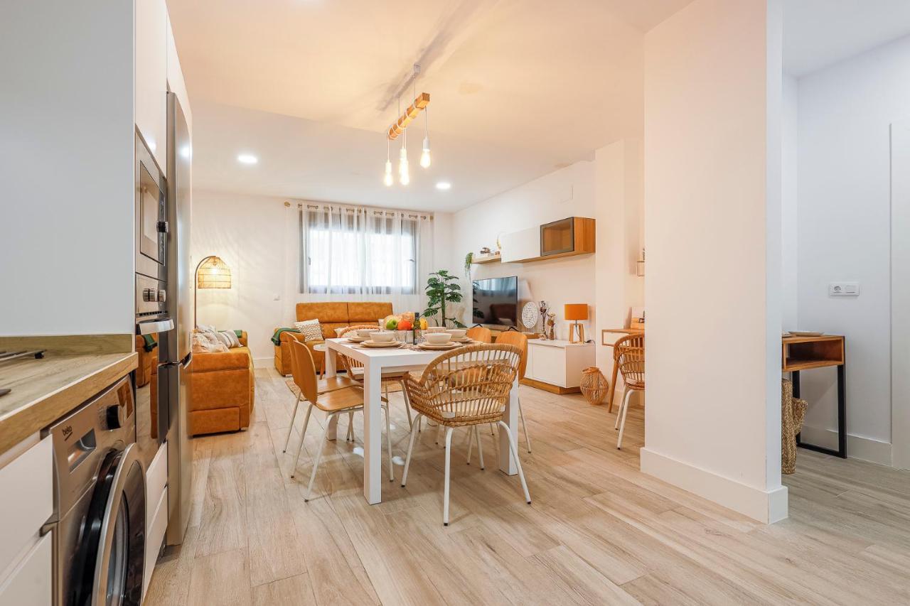 Family Home Suits Encantos De Sevilla Εξωτερικό φωτογραφία